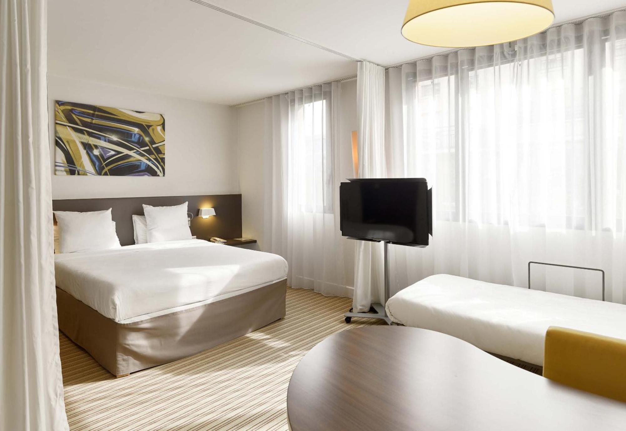 B&B Hotel Rueil-Malmaison Gare Eksteriør billede