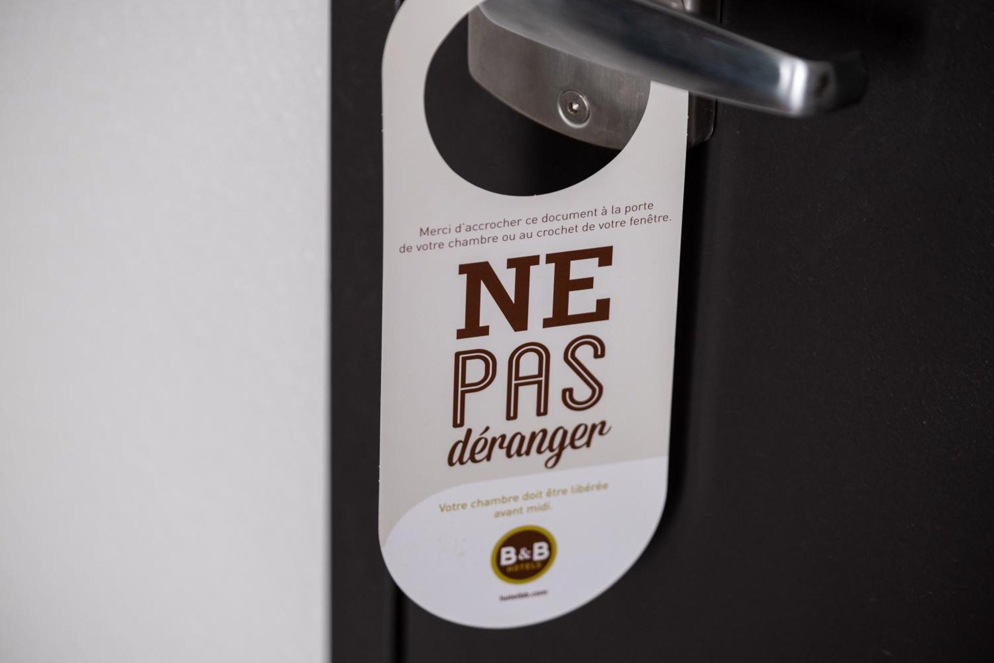 B&B Hotel Rueil-Malmaison Gare Eksteriør billede