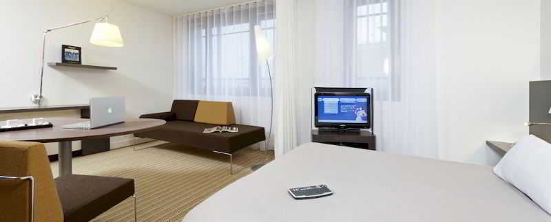 B&B Hotel Rueil-Malmaison Gare Eksteriør billede
